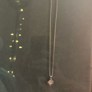 Silver pendant necklace